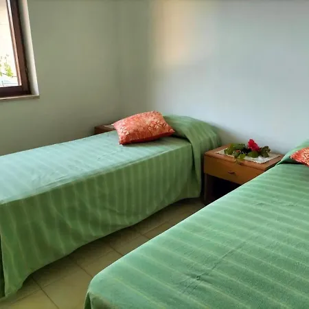 Lina Apartman