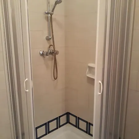 Lina Apartman *